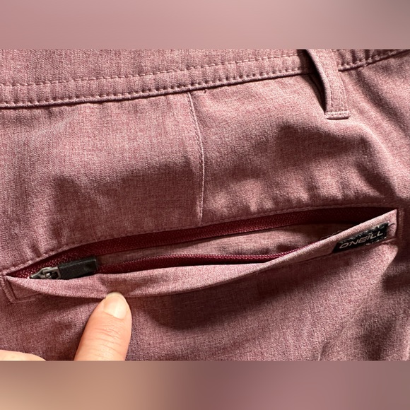 O’NEILL Hybrid Heathered Red Activewear Performance shorts, Mens Size 38 EUC - Picture 8 of 15